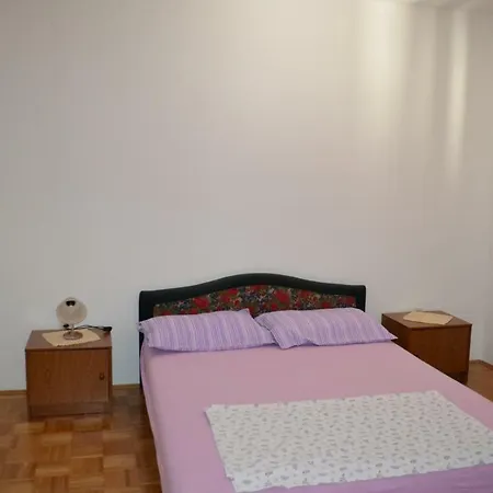 Silvana Apartment *